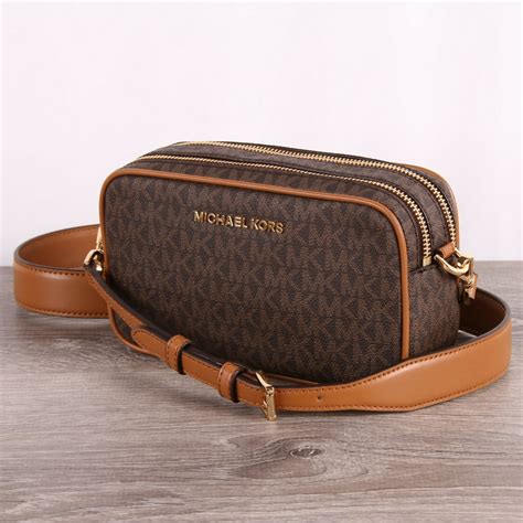 michael kors camera bag braun|MICHAEL Michael Kors Brown Bags + FREE SHIPPING.